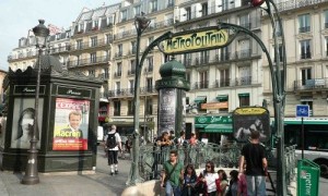 Métro Place de Clichy