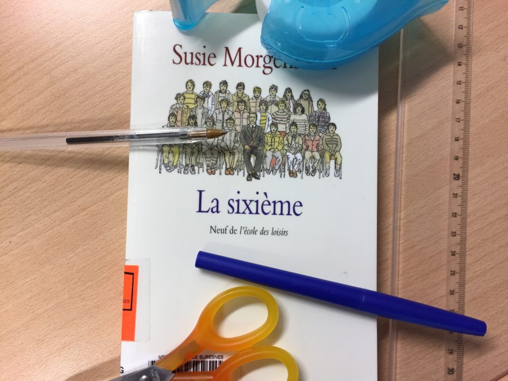 La sixième de Susie Morgenstern - Chapeau melon et livres en cuir