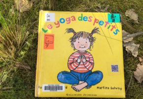 Le yoga des petits de Rebecca Whitford et Martina Selway